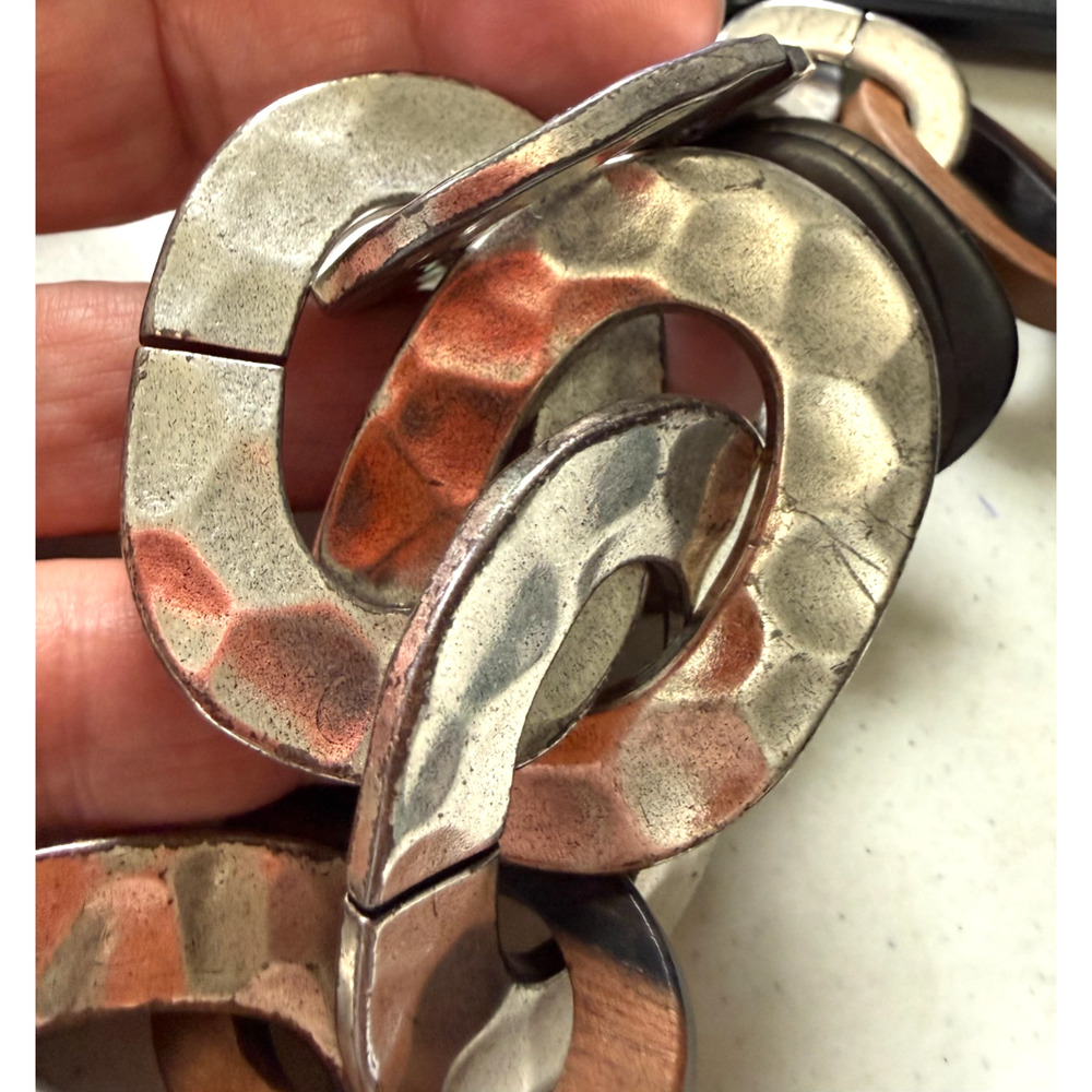 Appartement à Louer Hammered Silver Tone Links & Wood Chunky Statement Necklace - Picture 7 of 8
